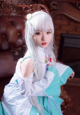 莫妮卡三级