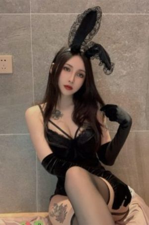 高柳の肉嫁动漫1～6在线观看